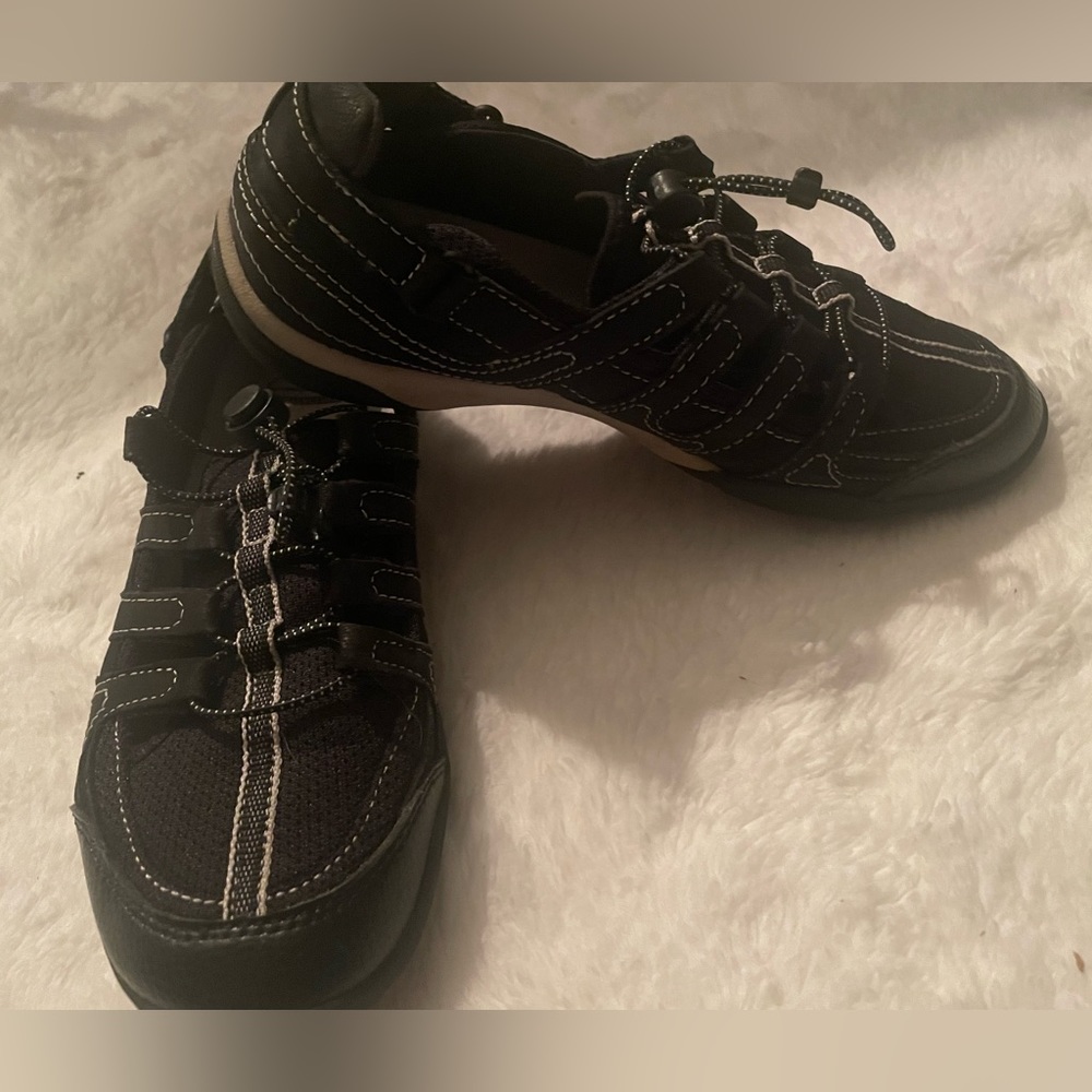 Clarks Vailee Women's Black Sport Slip Ons